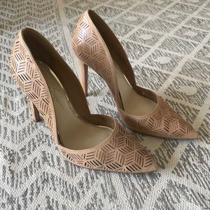 Jessica Simpson Nude leather pumps